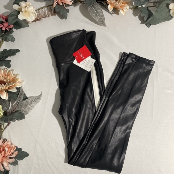 NWT Spanx [ Small ] Side‎ Stripe Faux Leather Leggings in Black/White - Picture 1 of 12